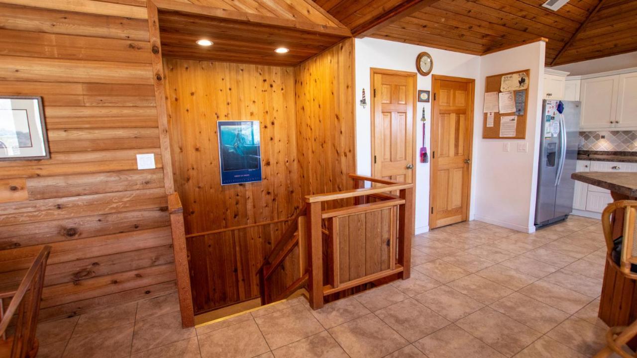 Wl933, Tale Of The Whale- Oceanfront, Private Beach Access, Gas Fireplace, Ocean Views Corolla Exteriér fotografie