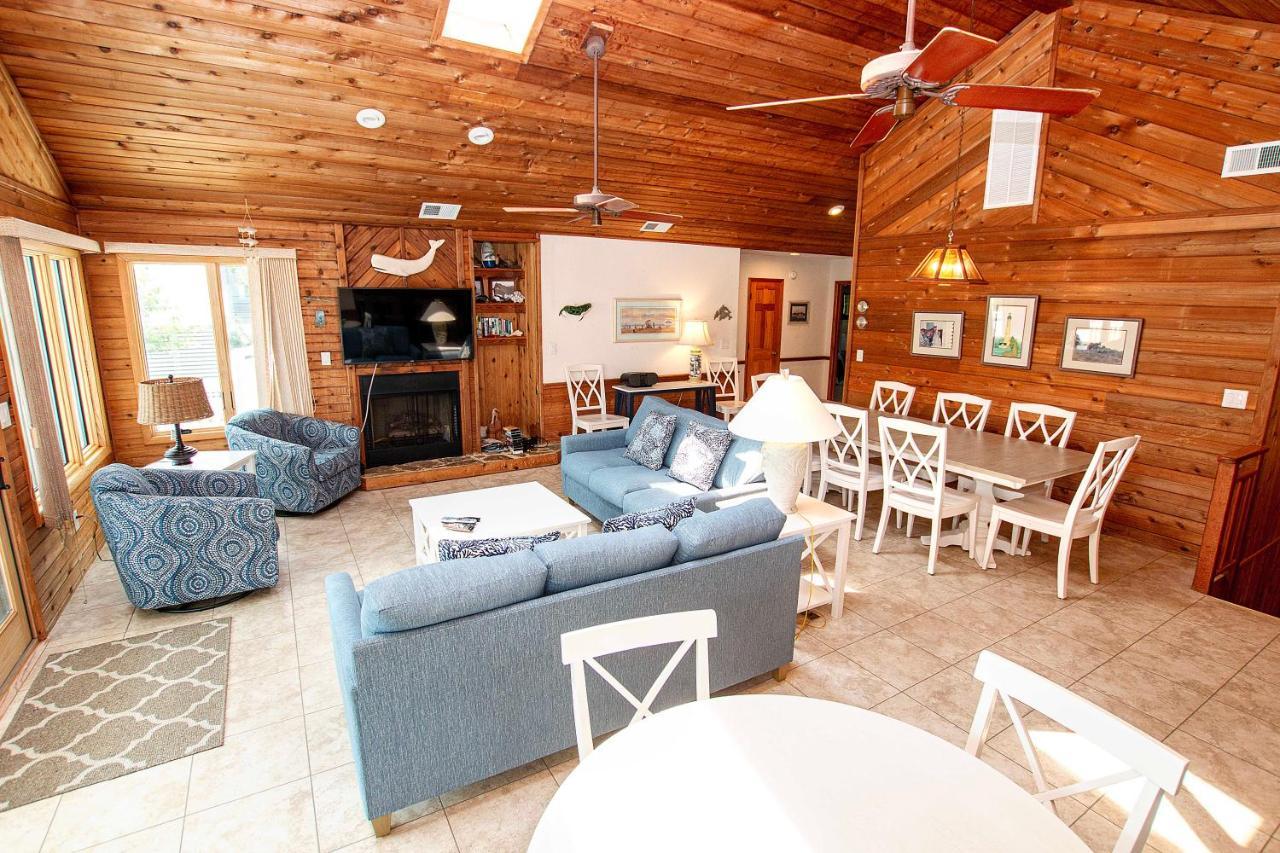 Wl933, Tale Of The Whale- Oceanfront, Private Beach Access, Gas Fireplace, Ocean Views Corolla Exteriér fotografie